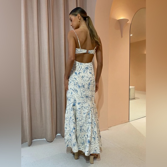 Significant Other Anita Dress Sleeveless Maxi Floral Size 4 Blue Beige - Picture 10 of 16